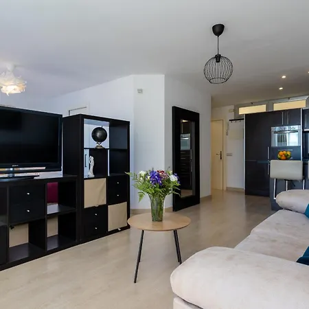 Perla Apartment Fuengirola